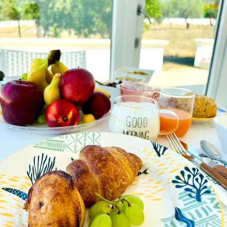 Bed & Breakfast Petrae House 3*