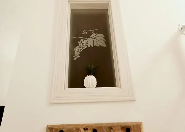 Petrae House 3* 오스투니