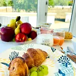 Bed and Breakfast Petrae House 3*
